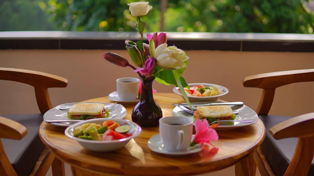 Alam Dewa Hotel Ubud  Luaran gambar